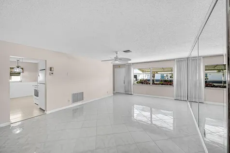 1515 SW 21st Street Boynton Beach FL 33426