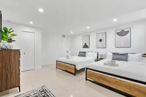 20411 NE 15th Avenue Miami FL 33179