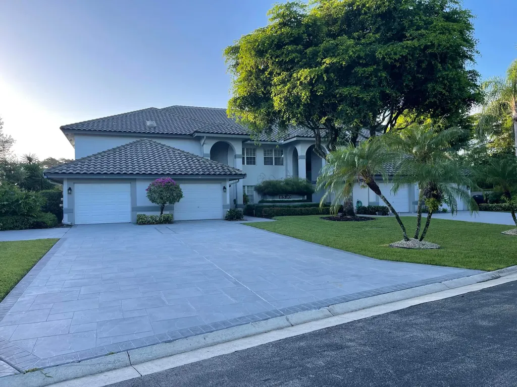 11530 Briarwood Circle Boynton Beach FL 33437