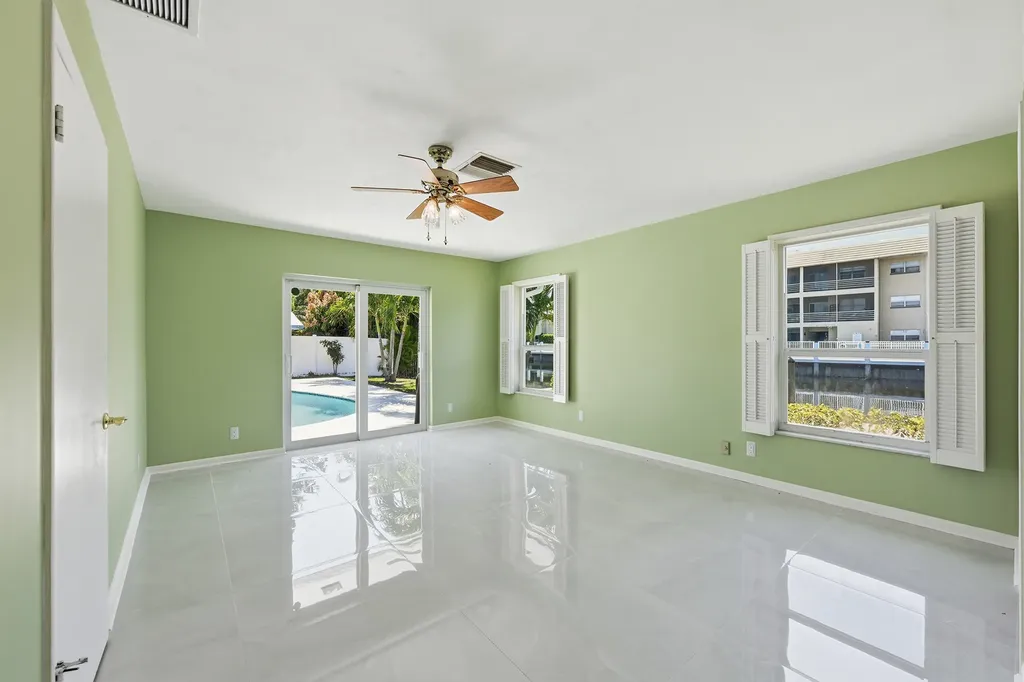 2810 NE 52nd Street Fort Lauderdale FL 33308