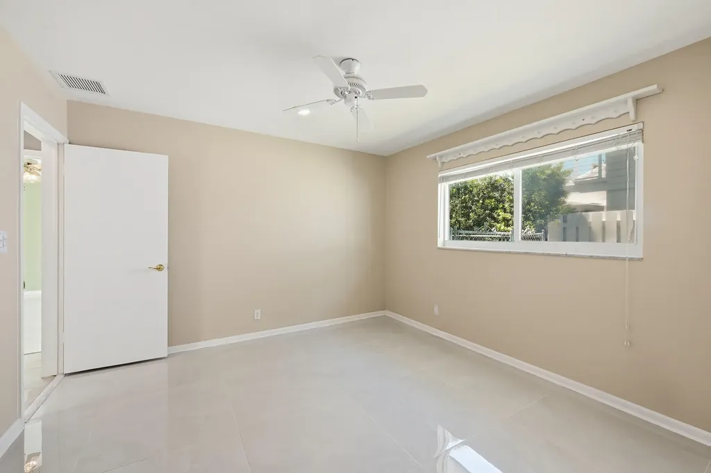 2810 NE 52nd Street Fort Lauderdale FL 33308