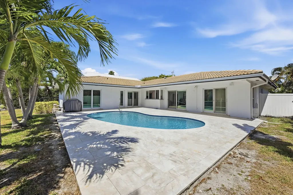 2810 NE 52nd Street Fort Lauderdale FL 33308
