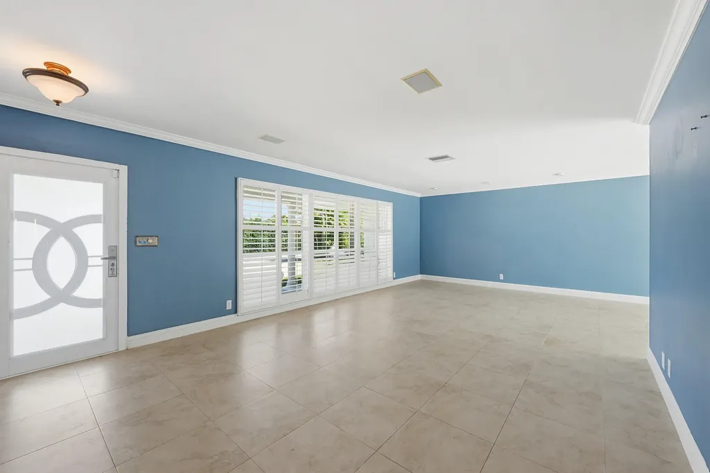 2810 NE 52nd Street Fort Lauderdale FL 33308