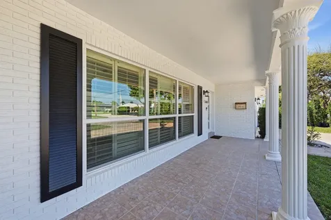 2810 NE 52nd Street Fort Lauderdale FL 33308