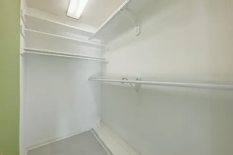 2810 NE 52nd Street Fort Lauderdale FL 33308