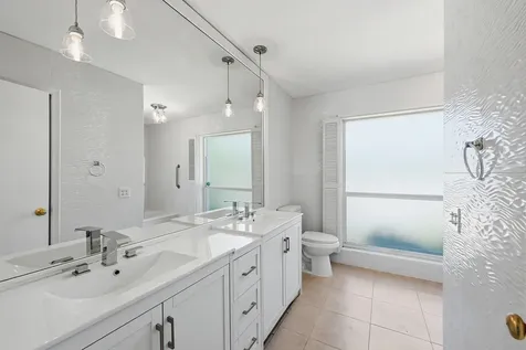 2810 NE 52nd Street Fort Lauderdale FL 33308