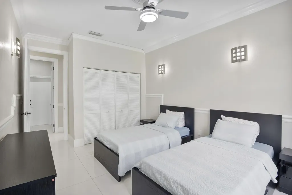 11601 NW 13th Manor Coral Springs FL 33071