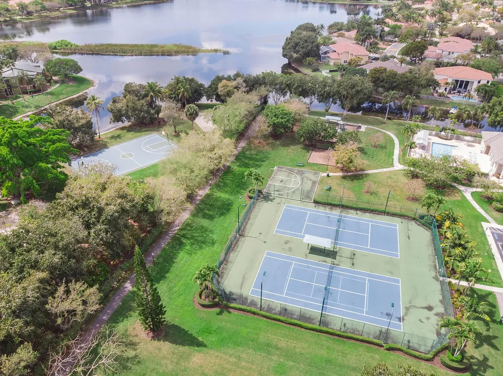 11601 NW 13th Manor Coral Springs FL 33071