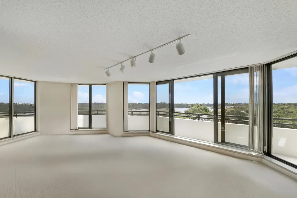 3322 Casseekey Island Road Jupiter FL 33477