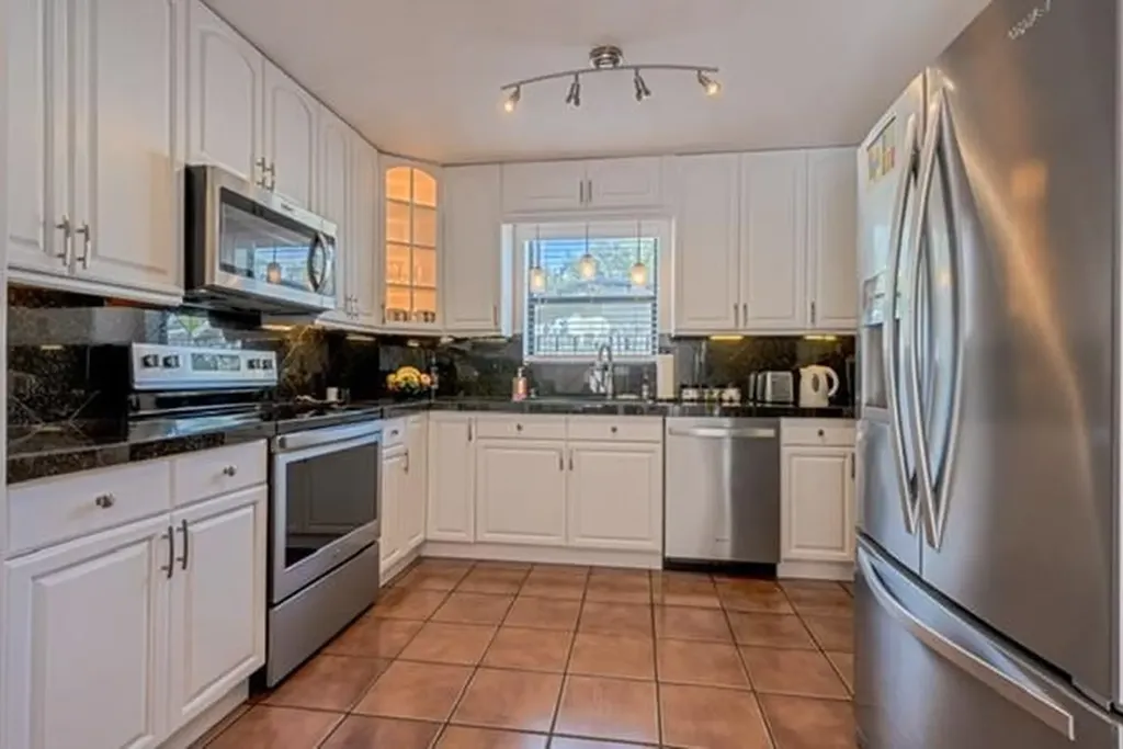 1311 SW 56th Avenue Plantation FL 33317