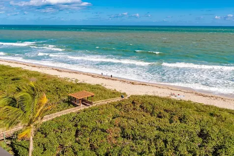4200 N Hwy A1a Hutchinson Island FL 34949