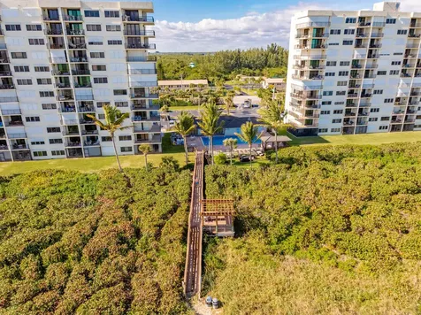4200 N Hwy A1a Hutchinson Island FL 34949