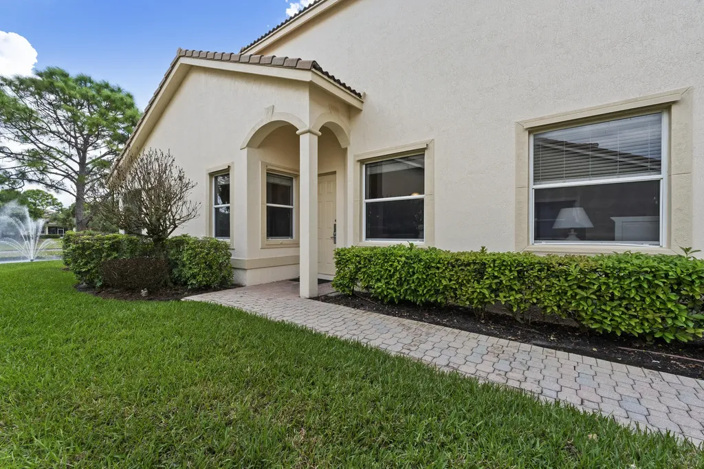8132 Carnoustie Place Port St Lucie FL 34986