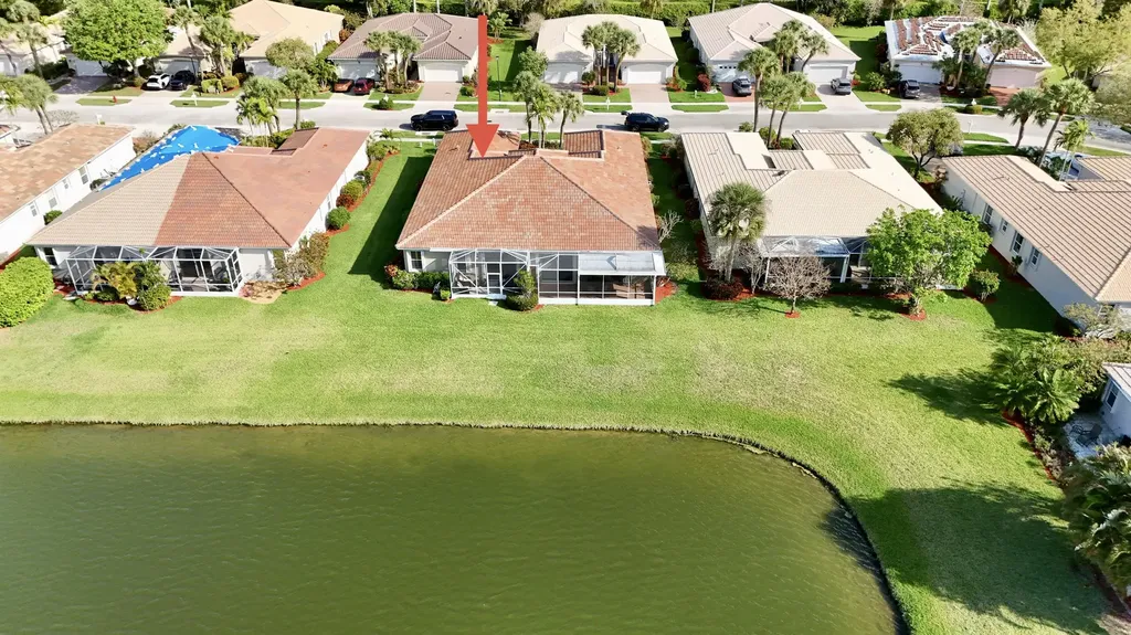10665 Royal Caribbean Circle Boynton Beach FL 33437