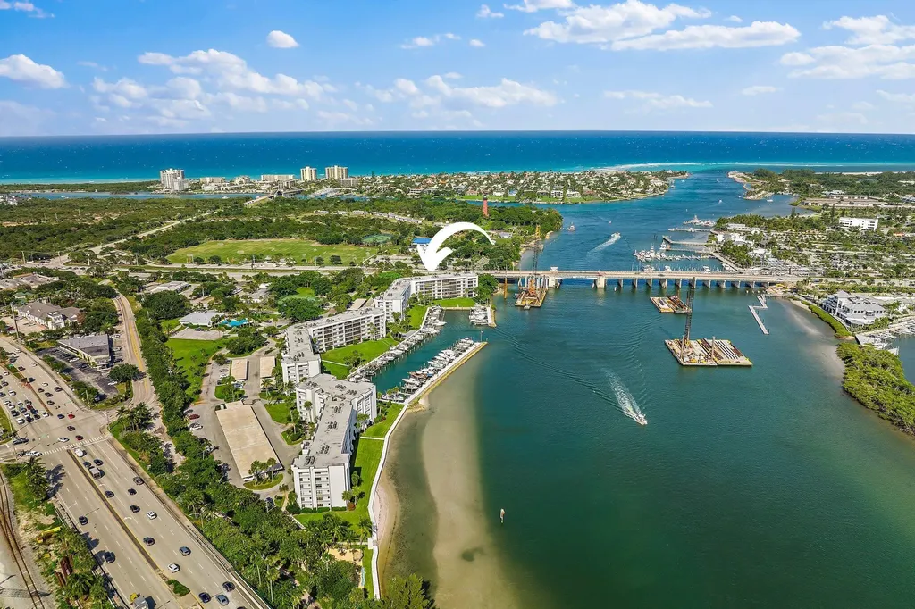 1748 Jupiter Cove Drive Jupiter FL 33469
