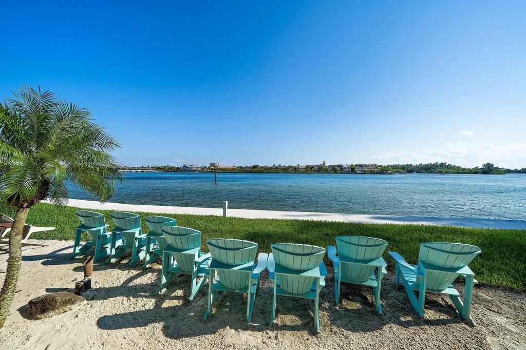1748 Jupiter Cove Drive Jupiter FL 33469