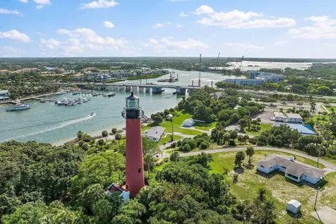 1748 Jupiter Cove Drive Jupiter FL 33469