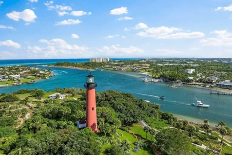 1748 Jupiter Cove Drive Jupiter FL 33469