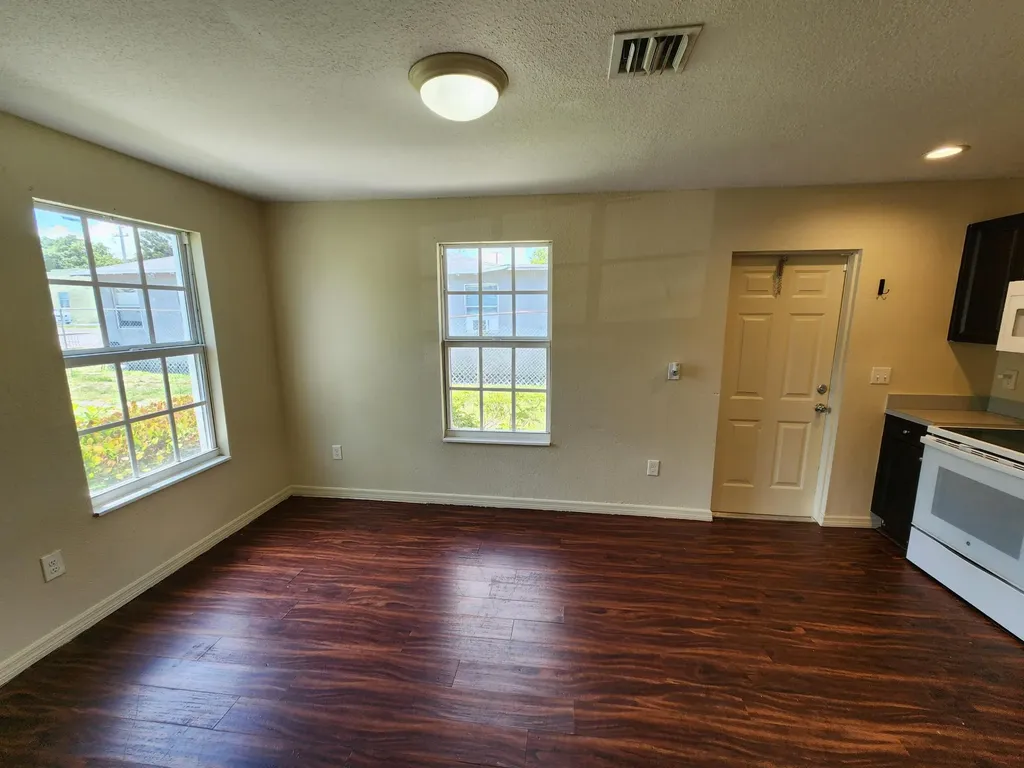 727 22nd Street West Palm Beach FL 33407