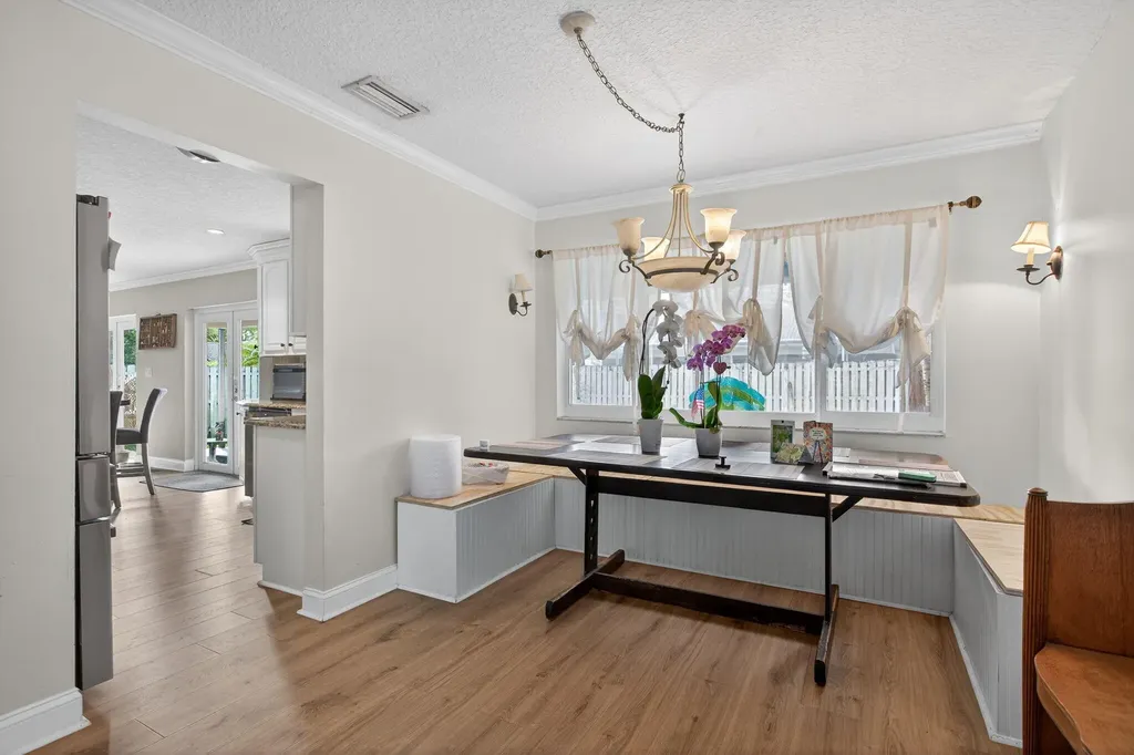 9862 NW 28th Place Coral Springs FL 33065