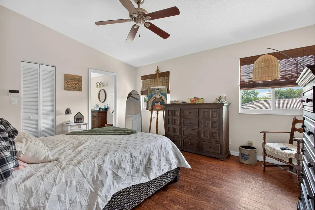 9862 NW 28th Place Coral Springs FL 33065