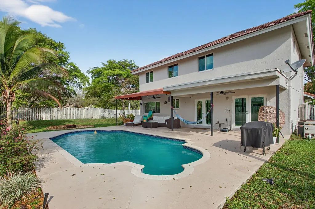 9862 NW 28th Place Coral Springs FL 33065
