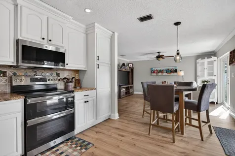 9862 NW 28th Place Coral Springs FL 33065