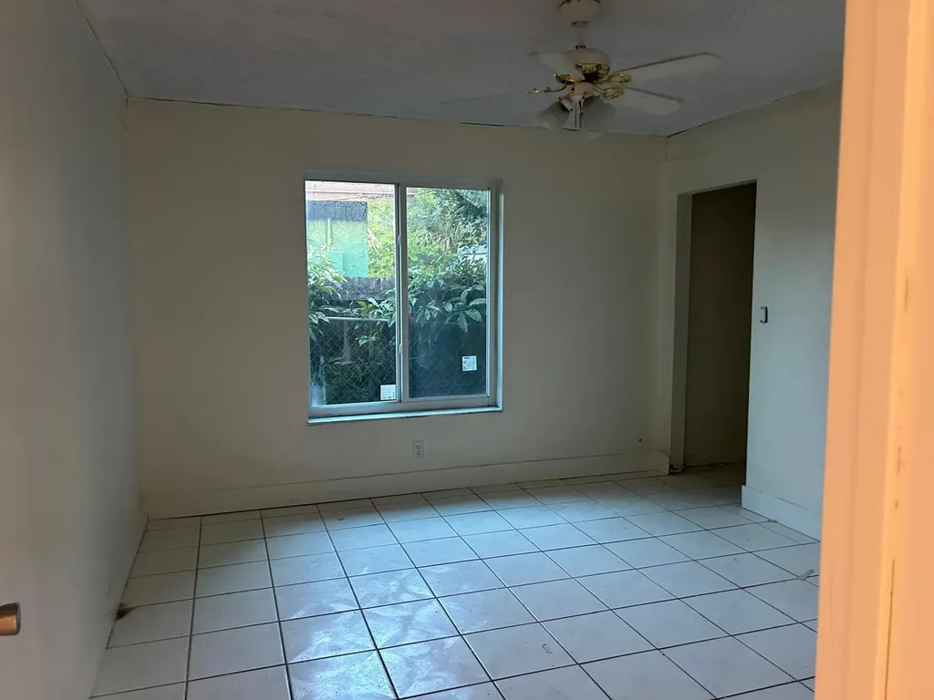 2828 NW 9th Place Fort Lauderdale FL 33311