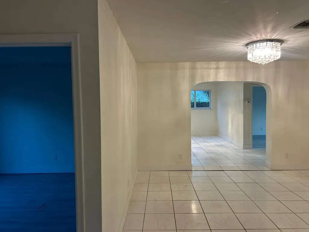 2828 NW 9th Place Fort Lauderdale FL 33311