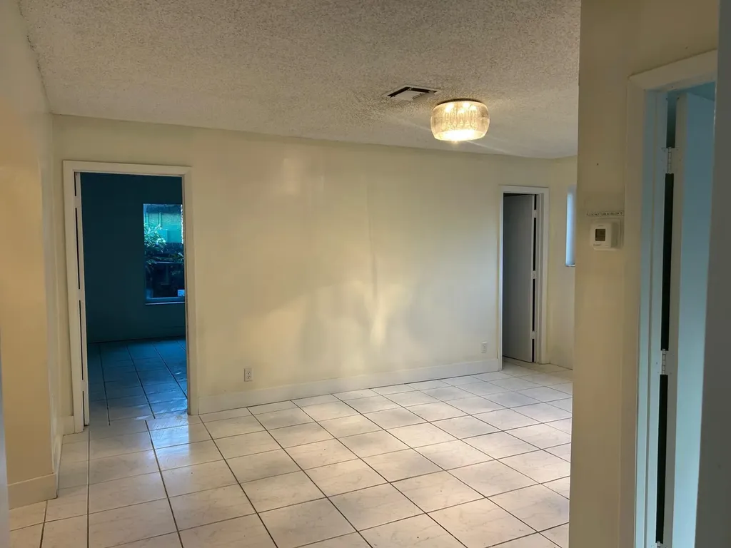 2828 NW 9th Place Fort Lauderdale FL 33311