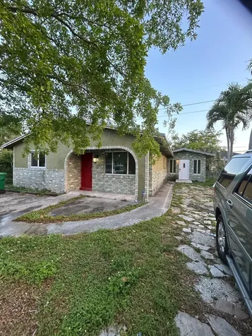 2828 NW 9th Place Fort Lauderdale FL 33311