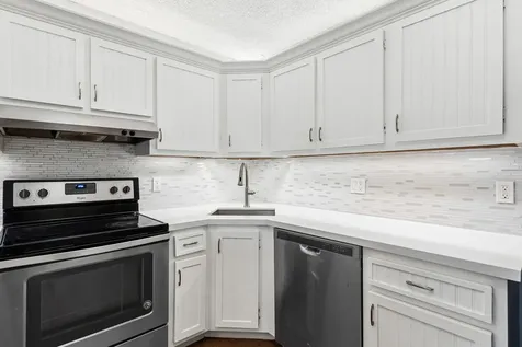 3560 Pine Tree Court Greenacres FL 33463