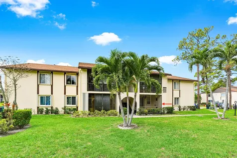 3560 Pine Tree Court Greenacres FL 33463