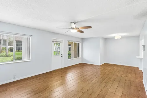 3560 Pine Tree Court Greenacres FL 33463