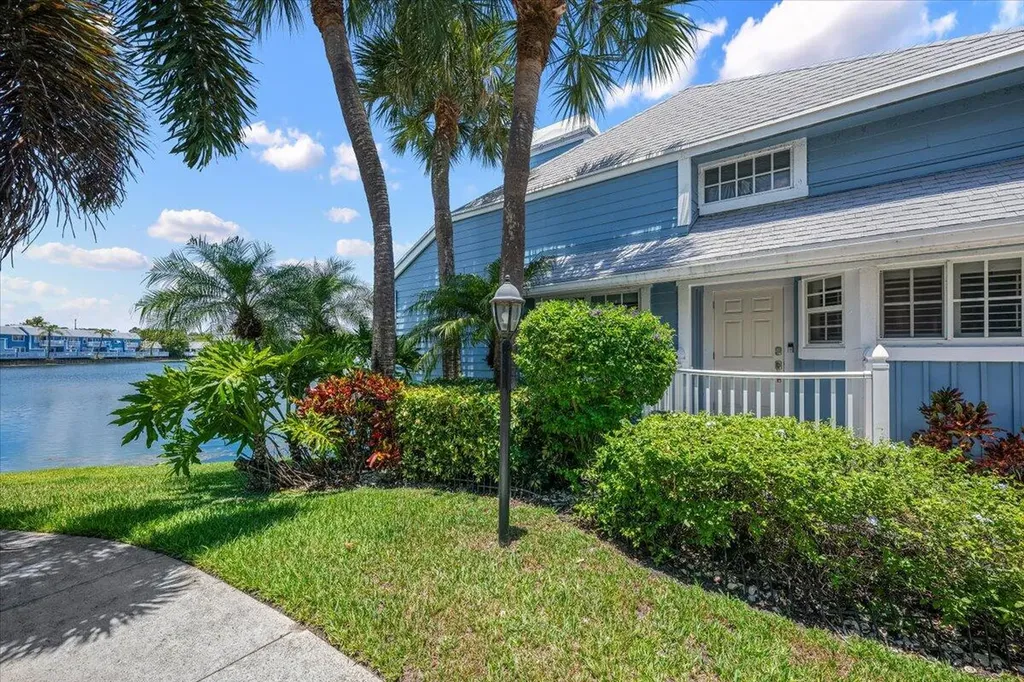 621 Ocean Dunes Circle Jupiter FL 33477