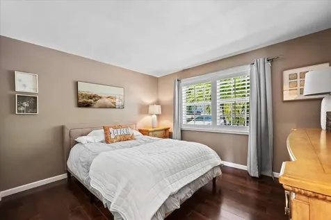 621 Ocean Dunes Circle Jupiter FL 33477