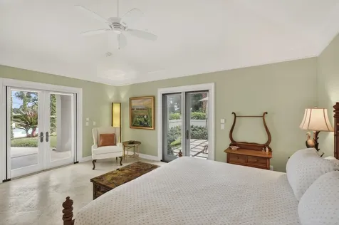 2010 Club Drive Vero Beach FL 32963