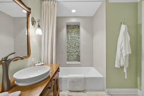 2010 Club Drive Vero Beach FL 32963