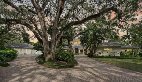 2010 Club Drive Vero Beach FL 32963