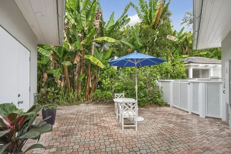 2010 Club Drive Vero Beach FL 32963