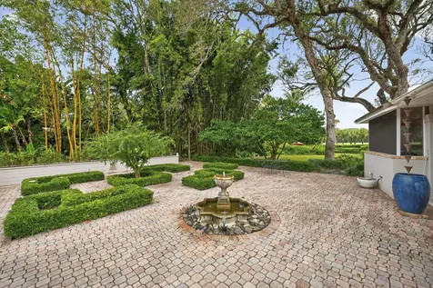 2010 Club Drive Vero Beach FL 32963