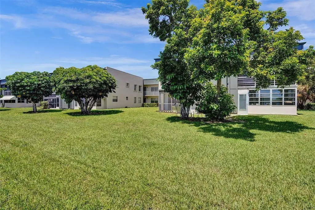 491 Brittany K Delray Beach FL 33446