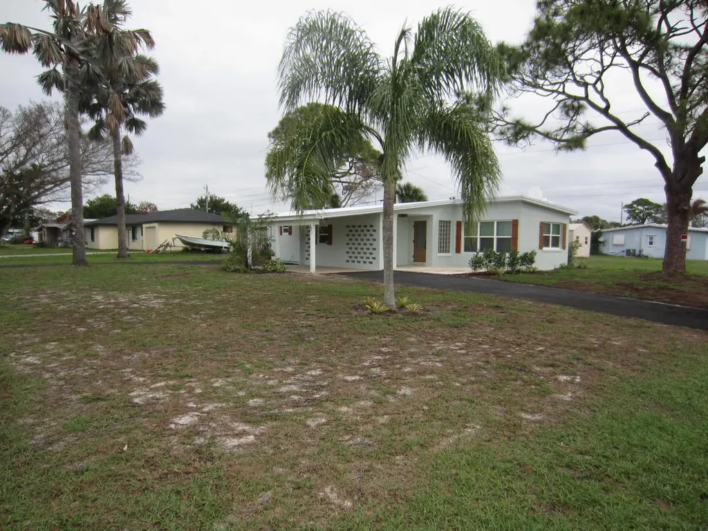 101 E Arbor Avenue Port St Lucie FL 34952