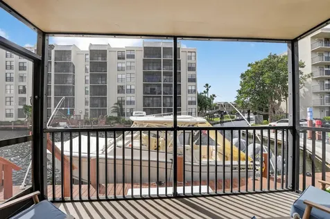 8 Royal Palm Way Boca Raton FL 33432