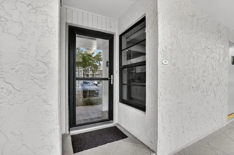 8 Royal Palm Way Boca Raton FL 33432