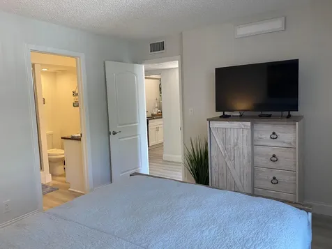 8 Royal Palm Way Boca Raton FL 33432