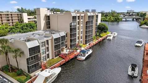8 Royal Palm Way Boca Raton FL 33432
