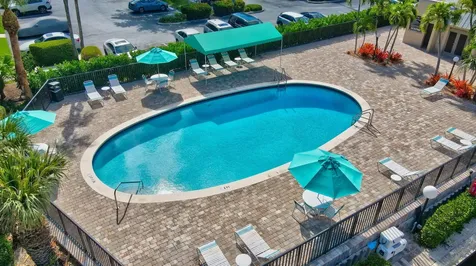 8 Royal Palm Way Boca Raton FL 33432