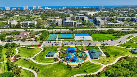 8 Royal Palm Way Boca Raton FL 33432