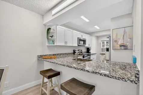 8 Royal Palm Way Boca Raton FL 33432